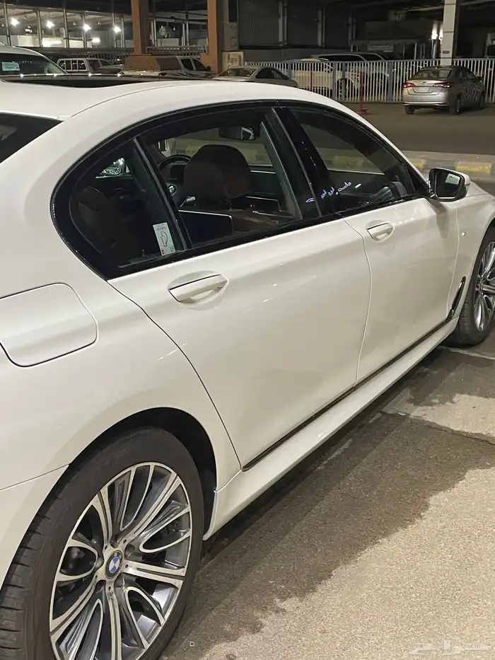بي ام دبليو 730 كت M مواصفات 760 18