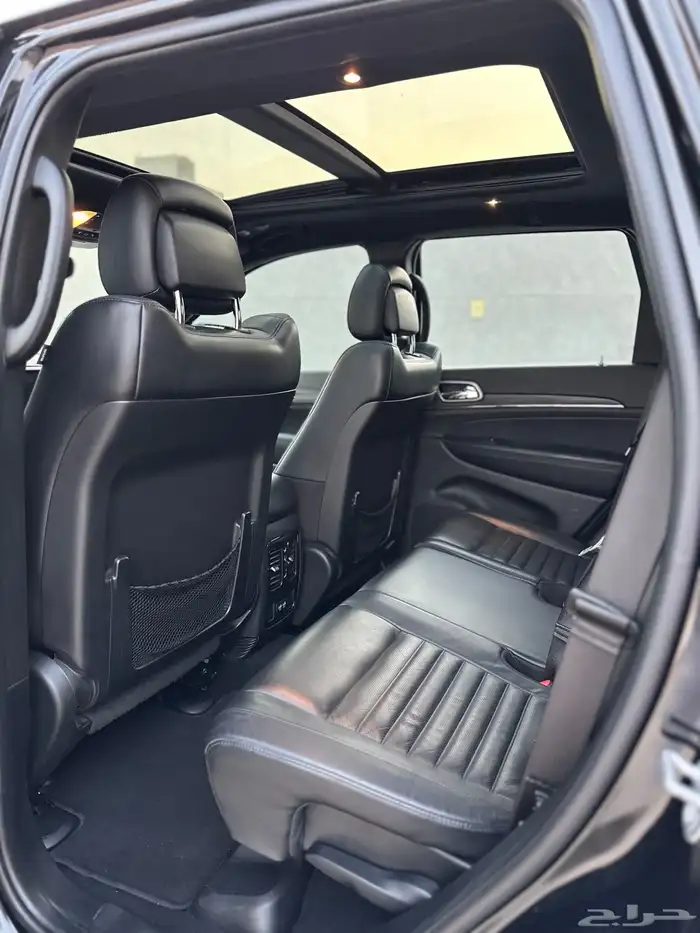 جيب شروكي جراند S فل كامل العداد 81 الف 2020 15