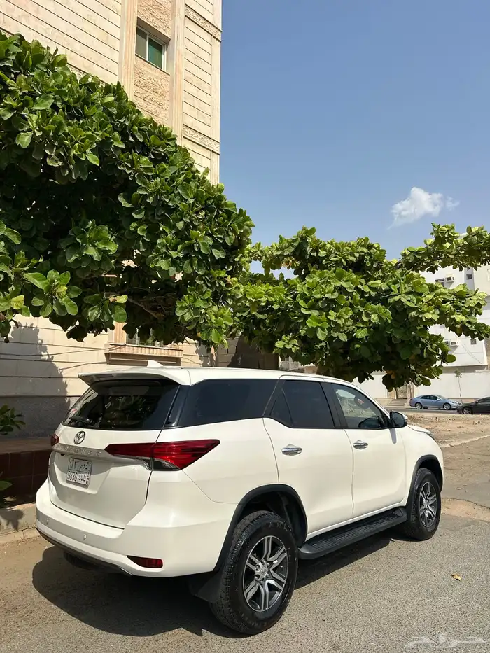 فورشنر GX بدون دبل 2021 بحالة الوكاله 6