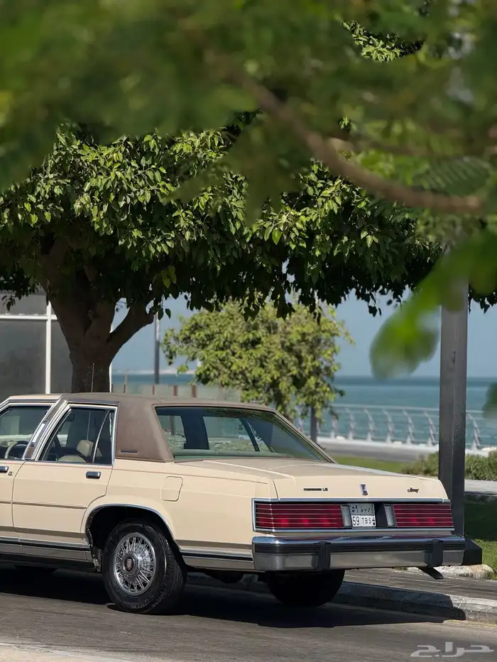 فورد ماركيز كلاسيك 23