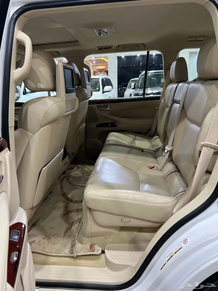 لكزس 2015 بريمي كلاسك ماشي 129 الف قمة فالنظافة السعر 170 8