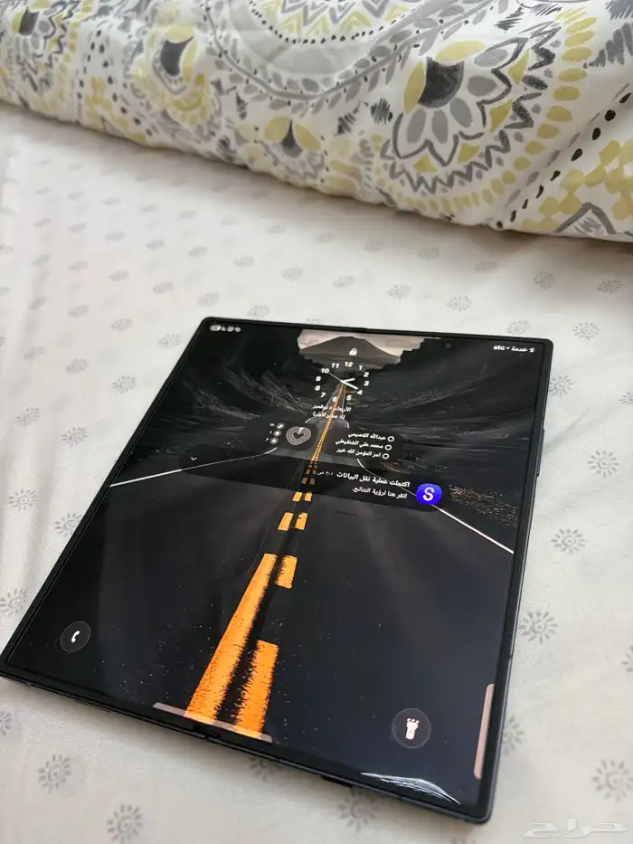 جالكسي زد فولد 7 4