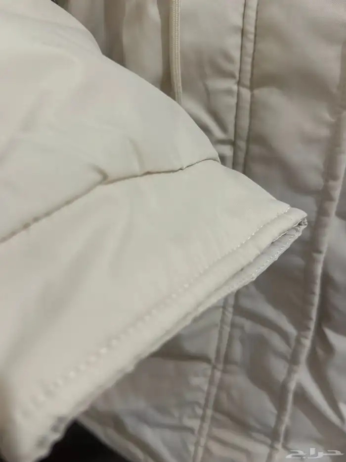 جاكيت نسائي شبه جديد للبيع 1