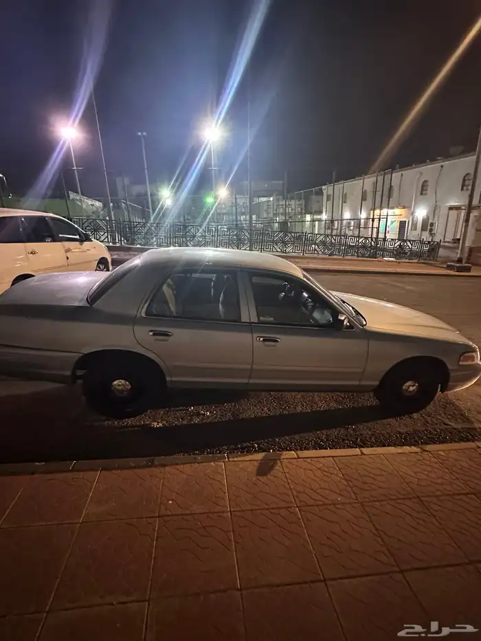 فورد فكتوريا سعودي تابع لجامعه حكوميه 10