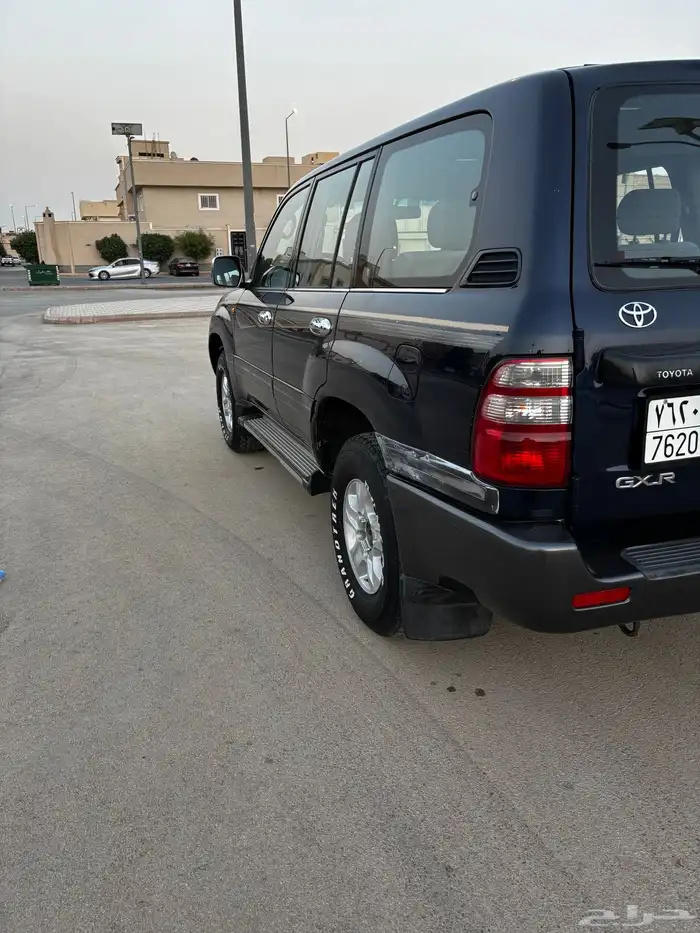 جيب ديزل لاندكروزر 2004 5