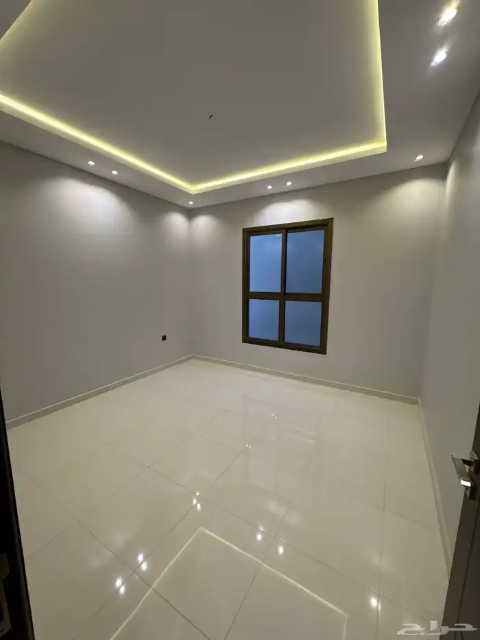 للبيع فيلا مودرن دورين ومحلق بدره الموسى واصل جميع الخدمات 42