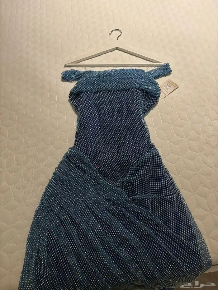 فستان من جورجينا ازرق بخرزات 2