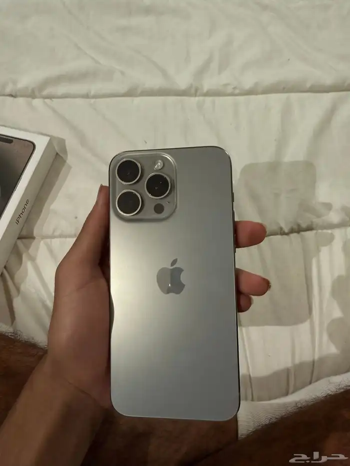 ايفون 15برو ماكس 256 11