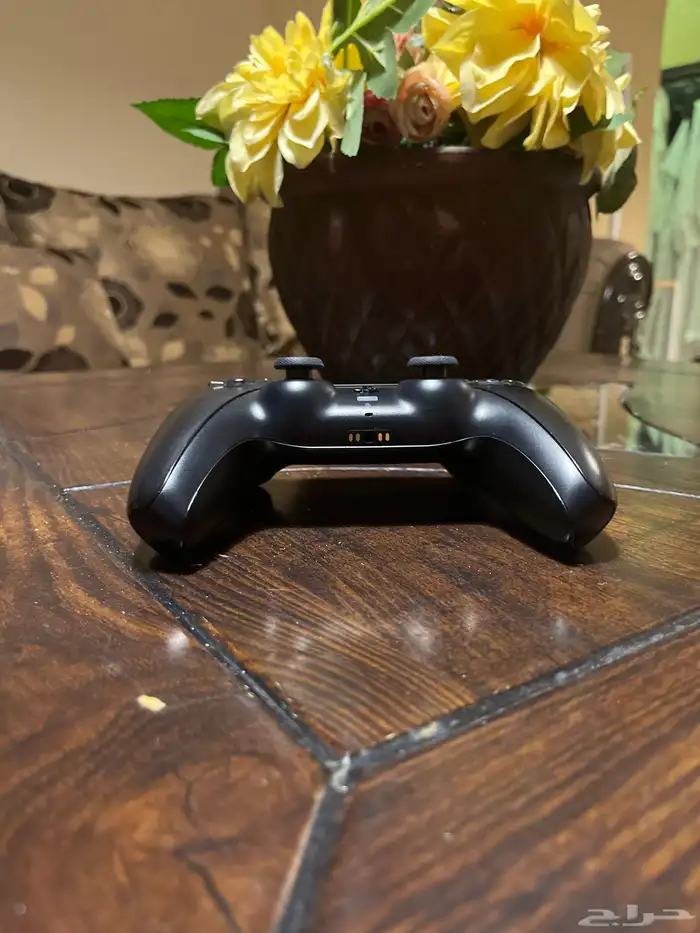 يد سوني 5 جديده من الكرتون ولا فيها اي خراب 2