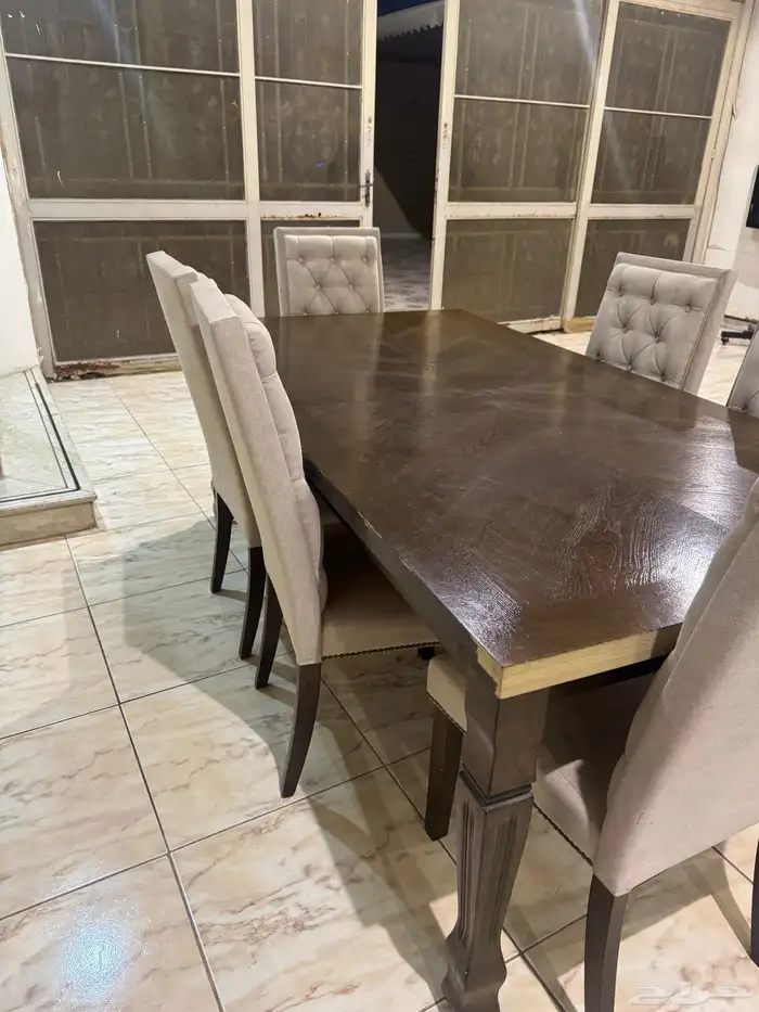 طاوله طعام 1