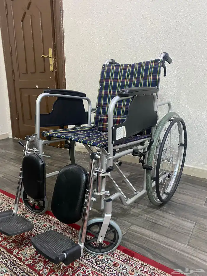 للبيع عربية خاصة بالمعاقين   حالة ممتازة 0