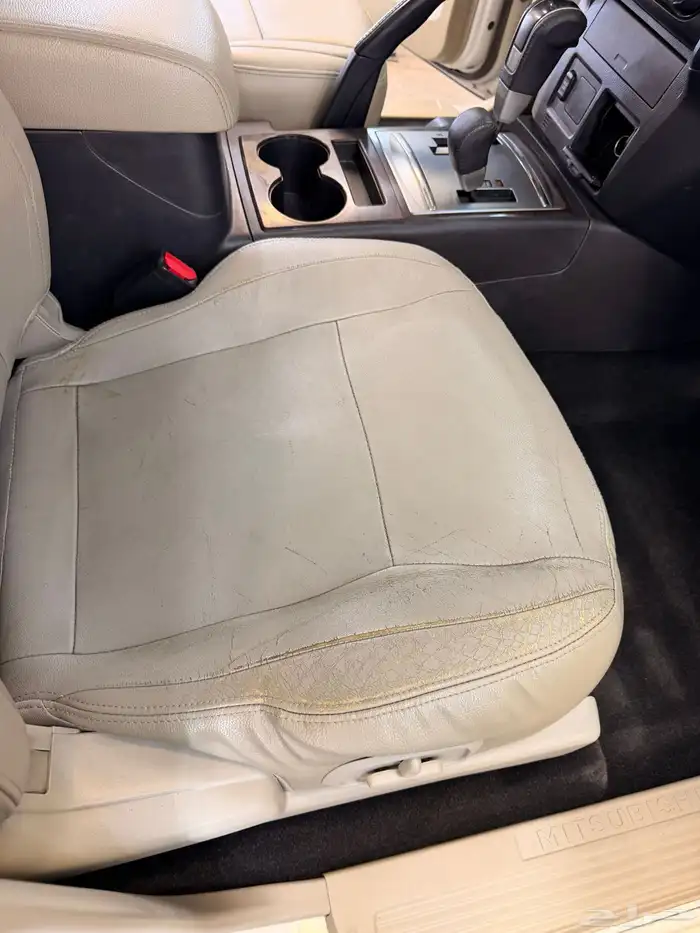 للبيع باجيرو 2015 24