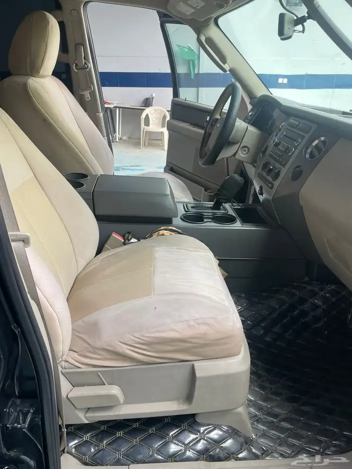 فورد اكسبدشن 2013 اسود قصير بدون دبل 17