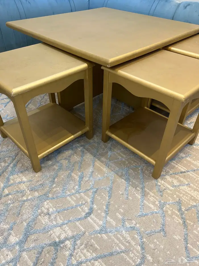 طاولة كبيرة وخدمة 4 و ميكرويف و شواية البيع كامل 1