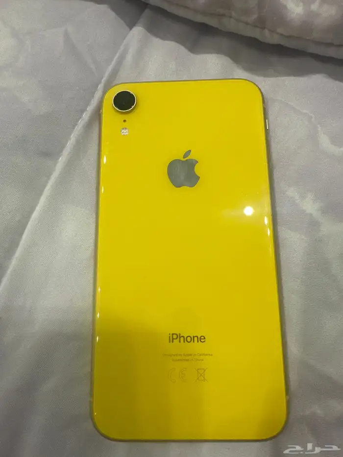 ايفون XR اصفر 1