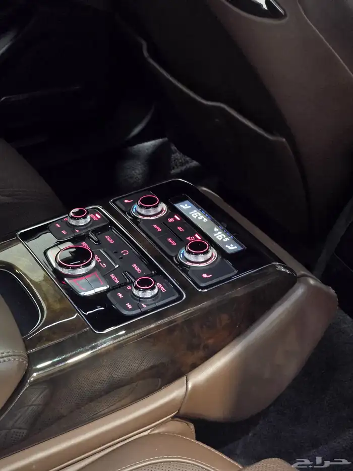 اودي A8-L موديل 2016 بحاله ممتازه 10