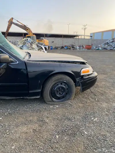 فورد فكتوريا بوليسي2011 قطع غيار تشليح index