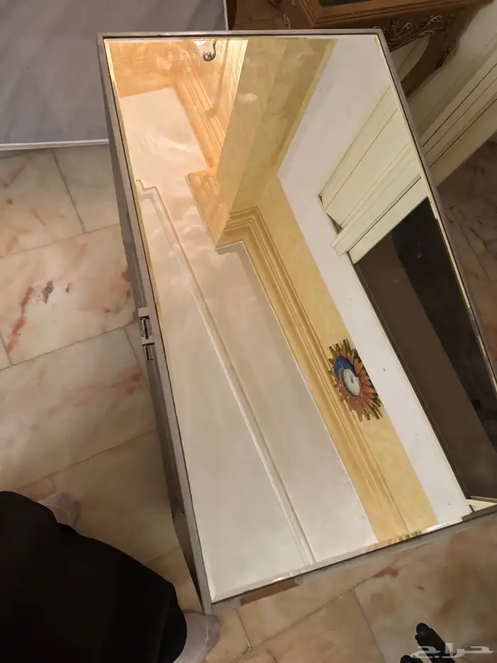 طاولة و كوميدينا 1