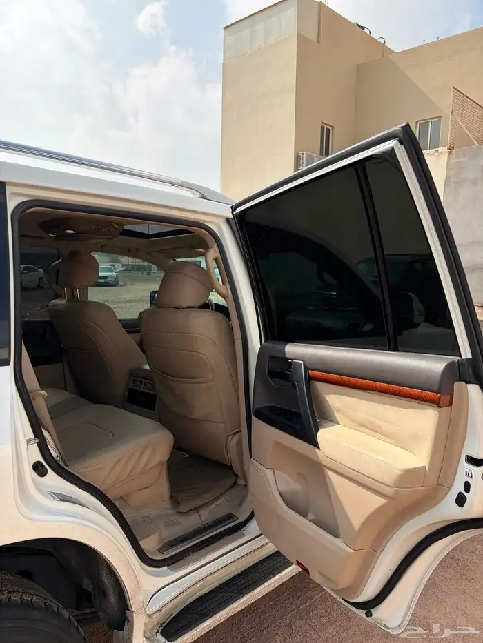 جيب لاند كروزر 2015 فل كامل GXR3 v8. عام 60 14