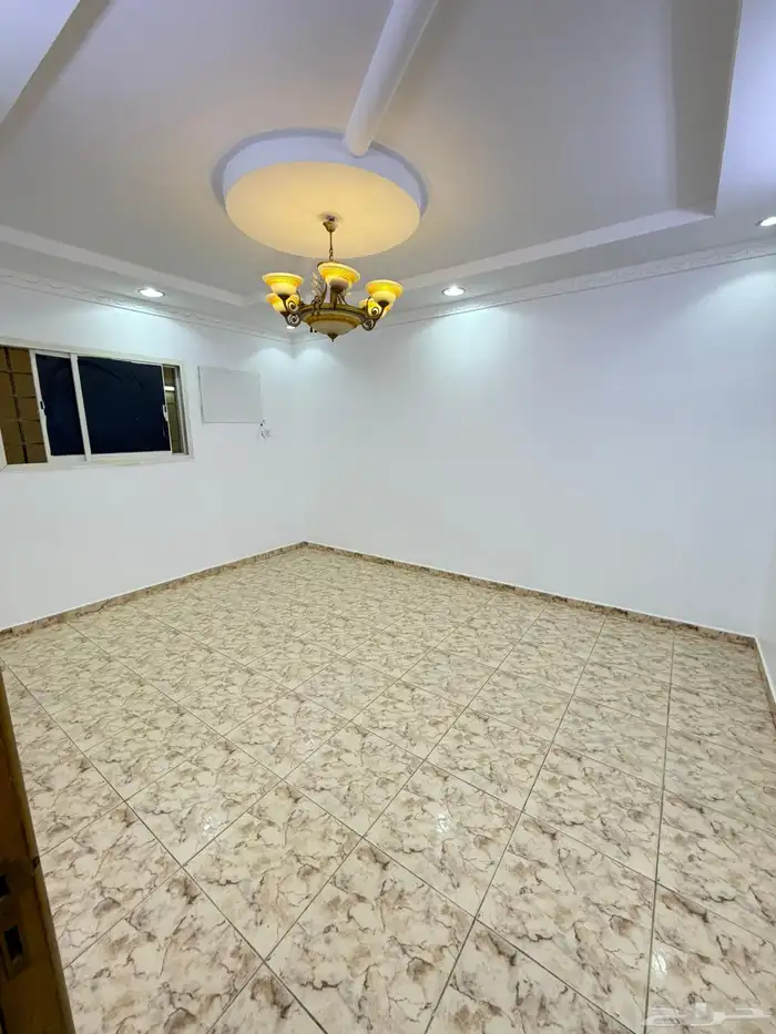 للإيجار دور أرضي بحي أشبيلية ب70 الف على الشور 19