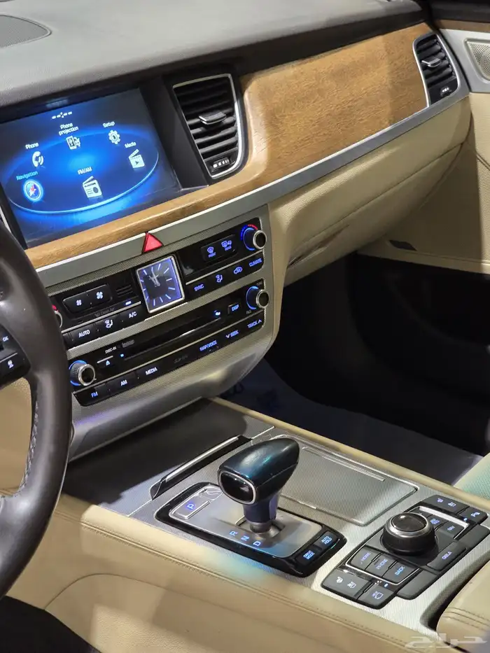 جينسس G80 موديل 2019 رويال بحاله ممتازه 27