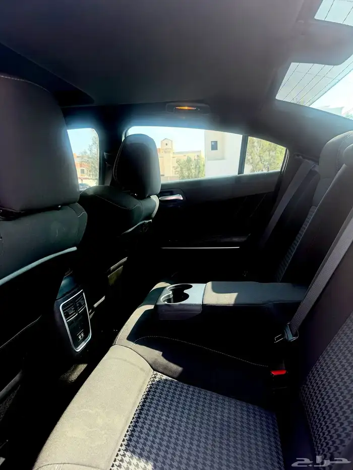 تشارجر 2021 GT للبيع 6