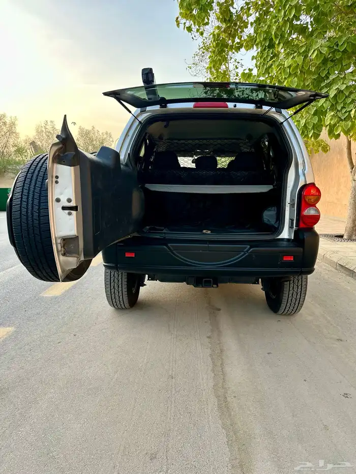 جيب شيروكي ليبرتي(مرهم)LS 5.3 11