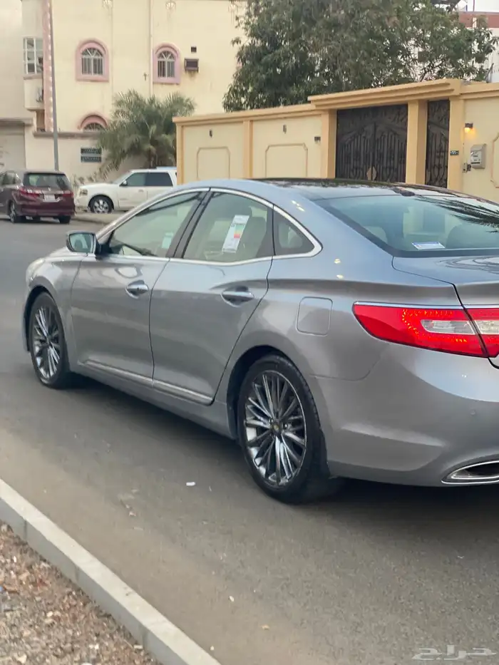 ازيرا 2015 فل كامل نظيفة جدا 5