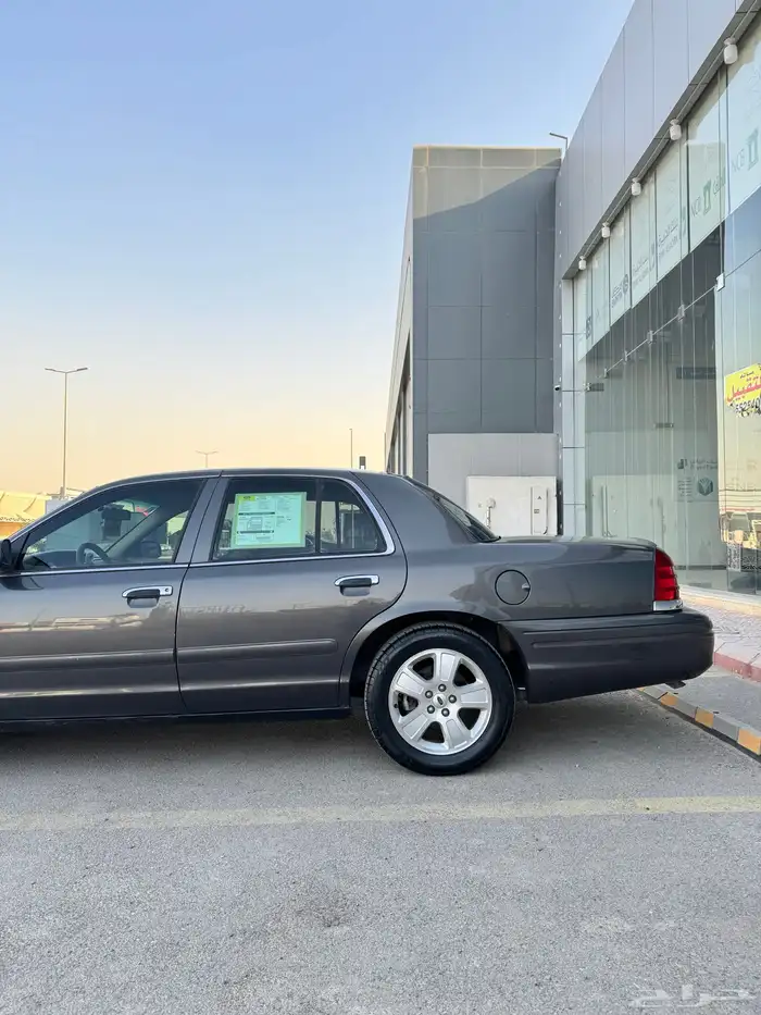 للبيع فورد فاكتوريا2007 مدني 5