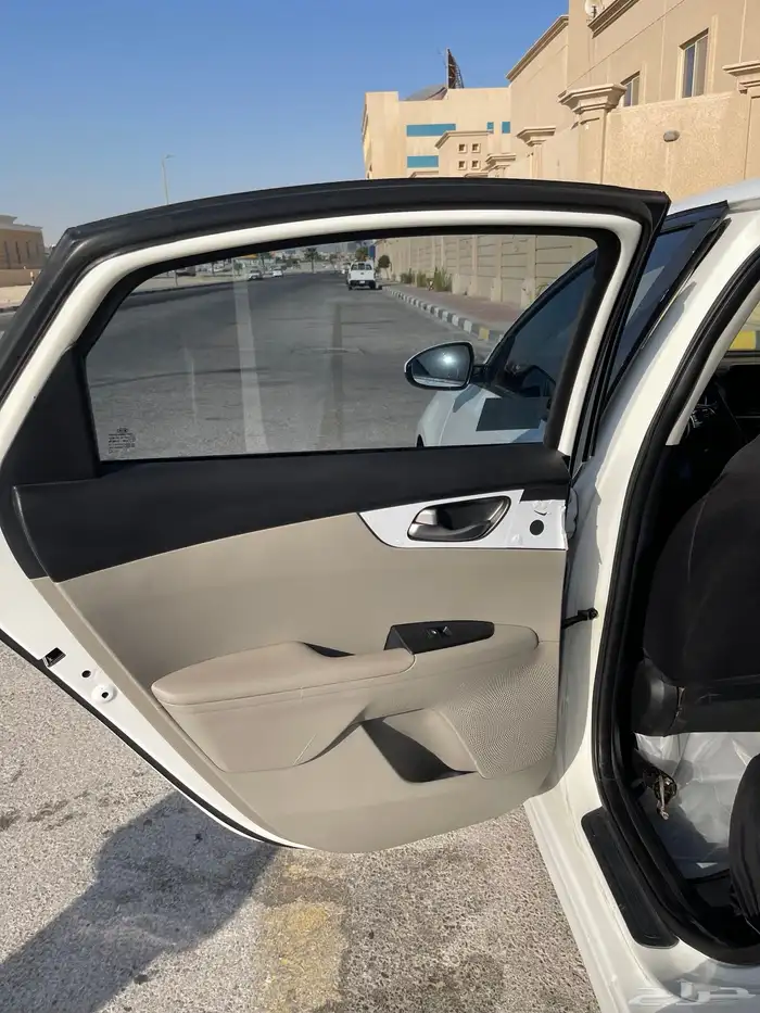 للبيع سيراتو 13