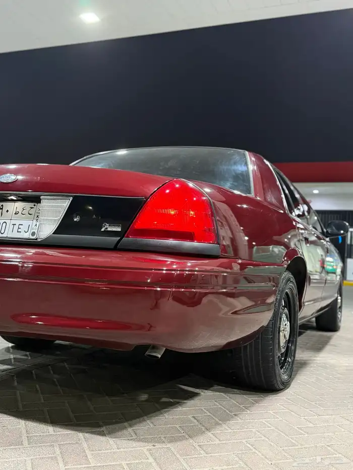 فورد فكتوريا 2011 أمريكي 6