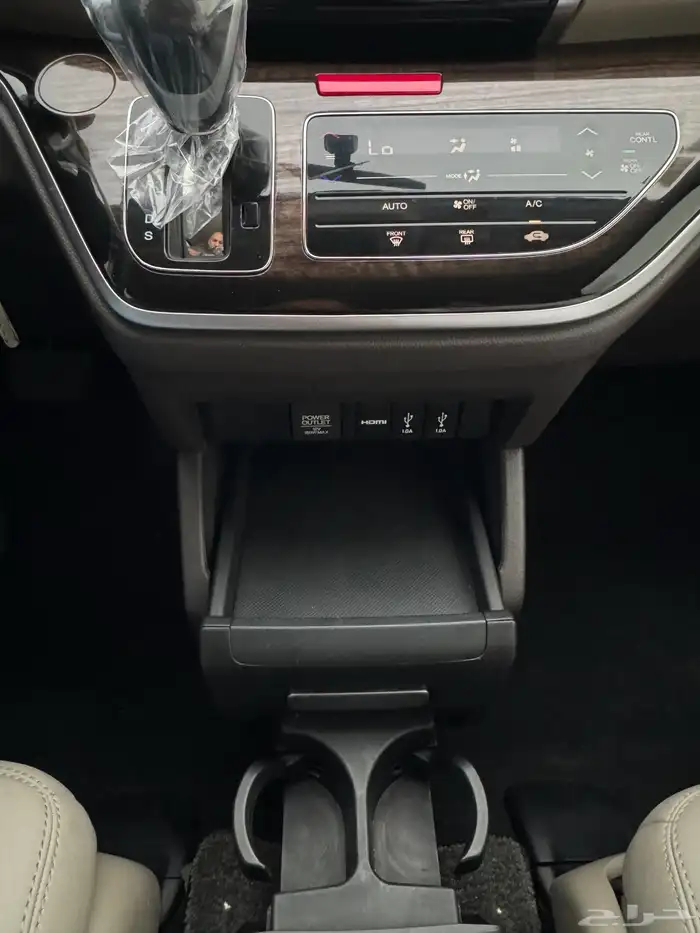 للبيع هوندا اوديسي 2018 بحالة نظيفه 18