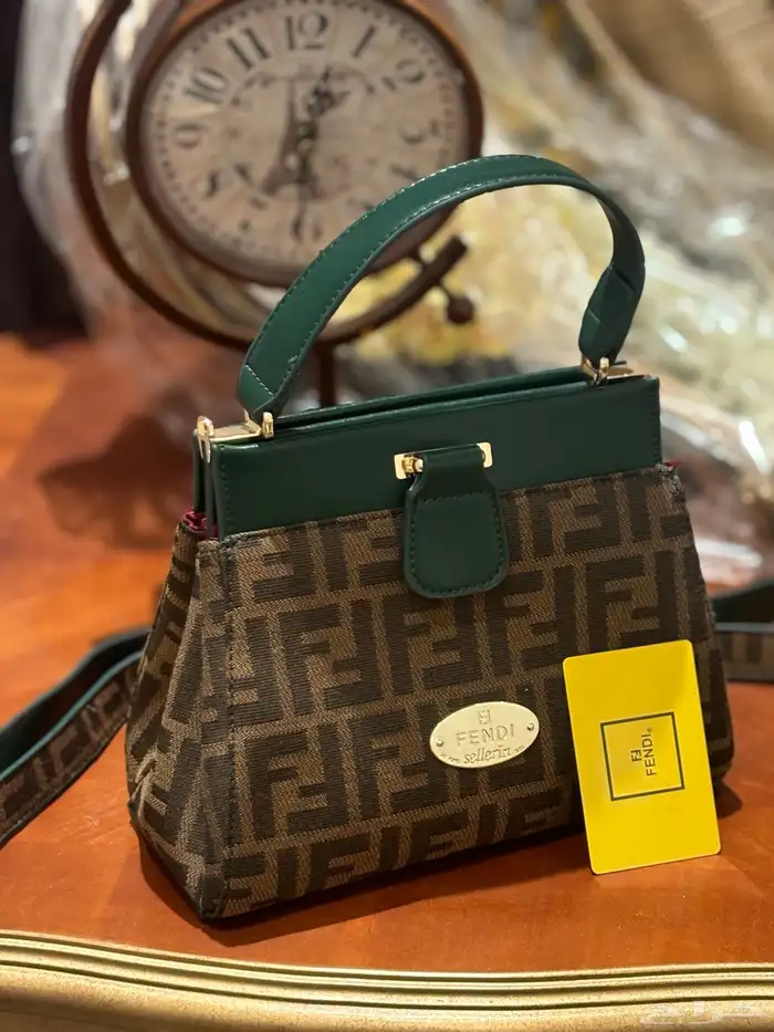 شنطة شانيل الأصلية 9