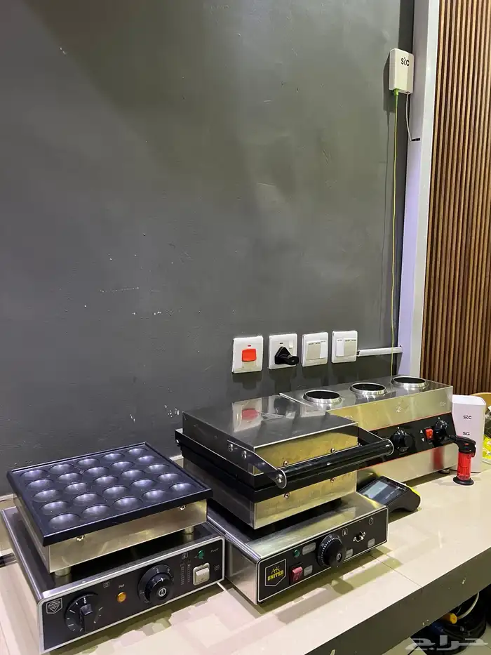 ديوانيه للتقبيل 11