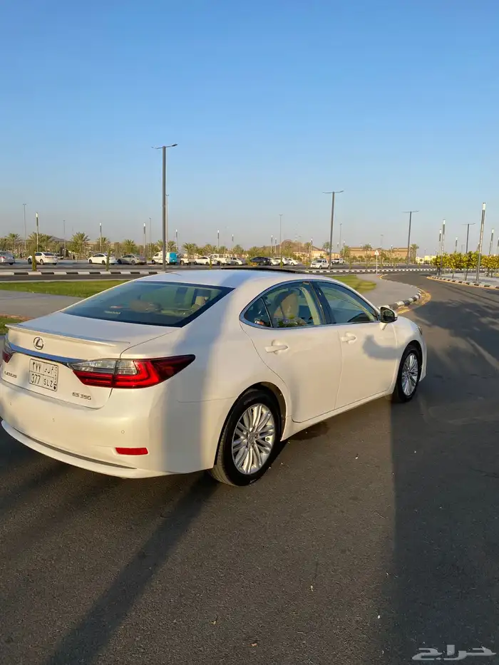 لكزس es350 2017 12