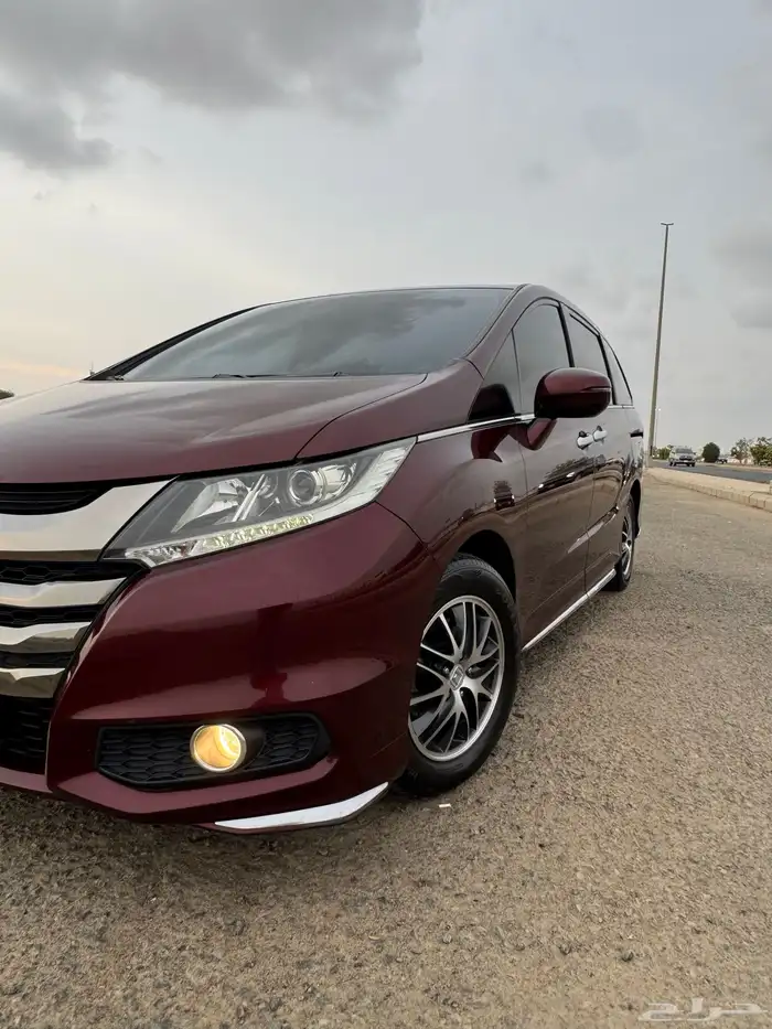 للبيع هوندا اوديسي 2018 بحالة نظيفه 0