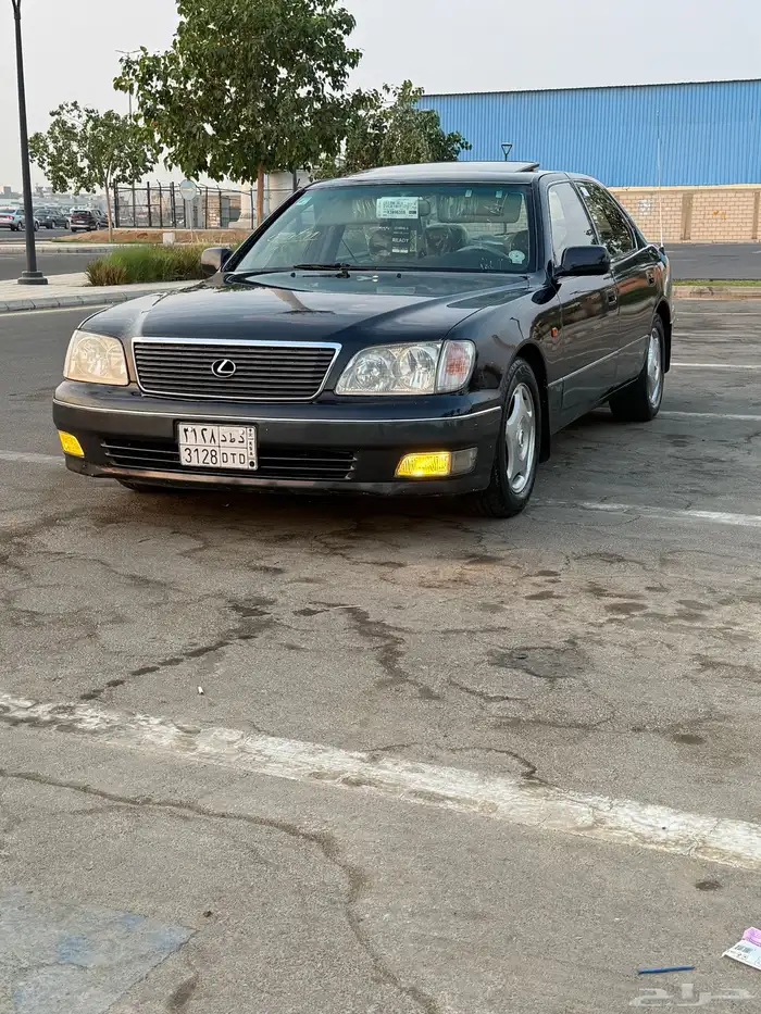 لكزز LS 400 للبيع أو البدل بهايلوكس 2008 وطالع 15