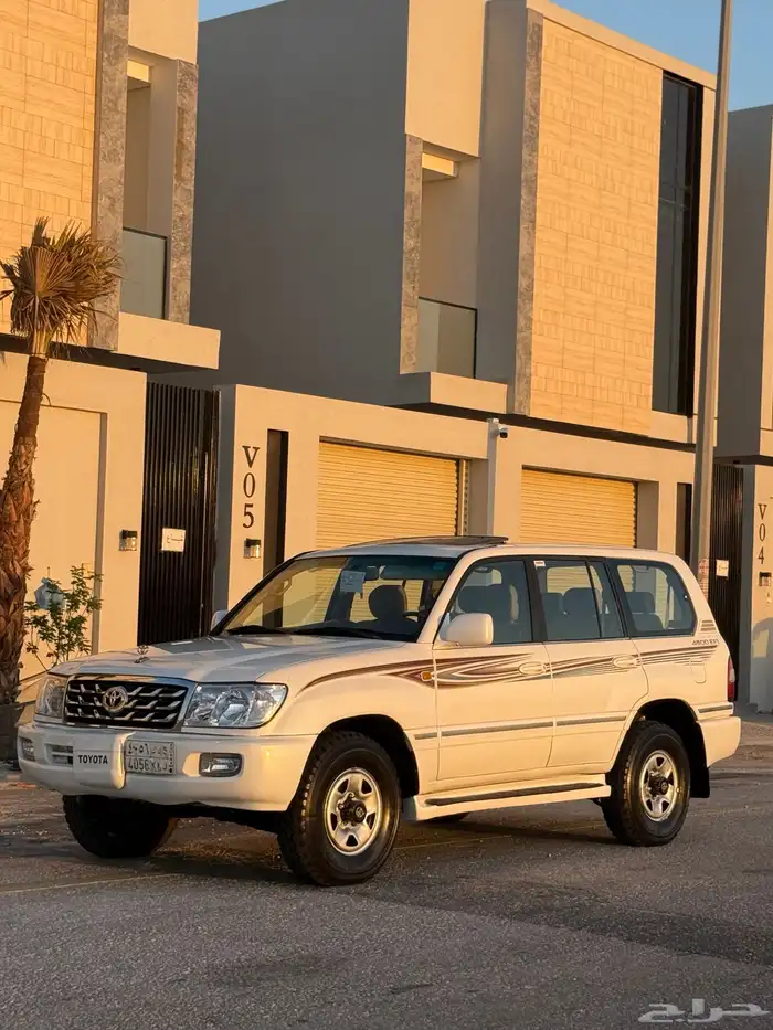 لاندكروزر GXR - 2007 قير عادي فل كامل 4