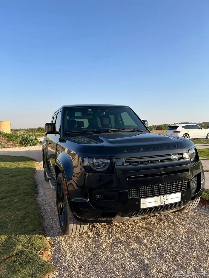 ديفندر 2023 - (525 Editions) - V8 7