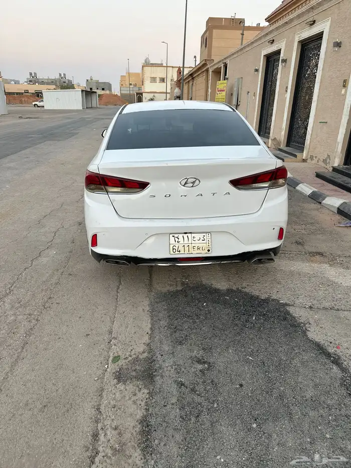 سوناتا 2018 للبيع فيها صدمات وفيها رشوش والمكينه موظبه 4