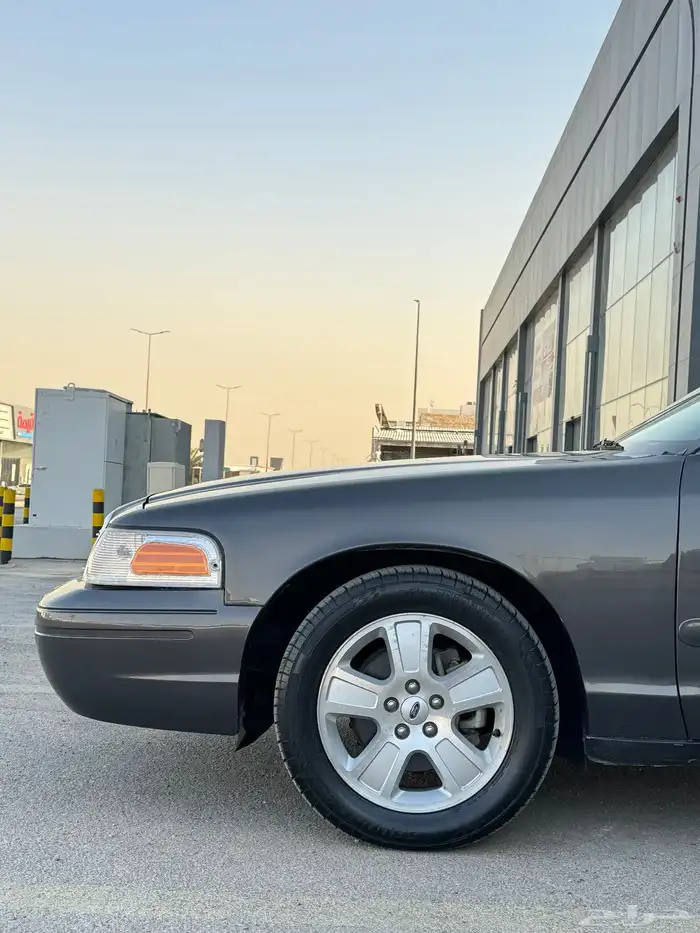 للبيع فورد فاكتوريا2007 مدني 7