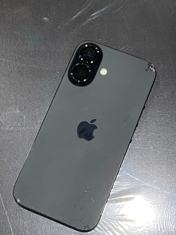 ايفون 16 العادي اسود 1