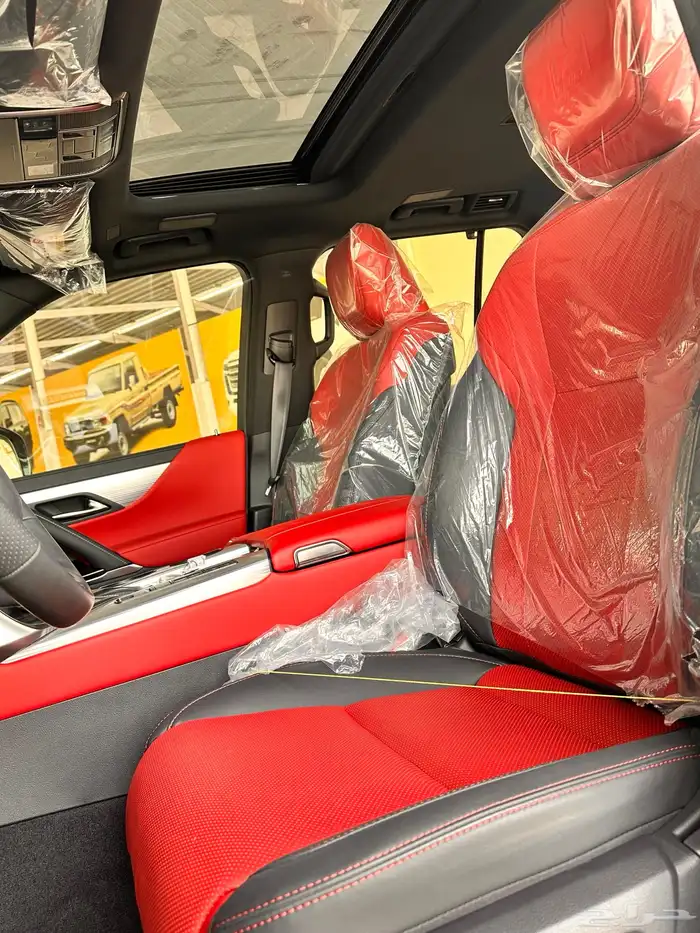 تويوتا لكزس LX600 اسود 2025 بطاقه جمركيه 5