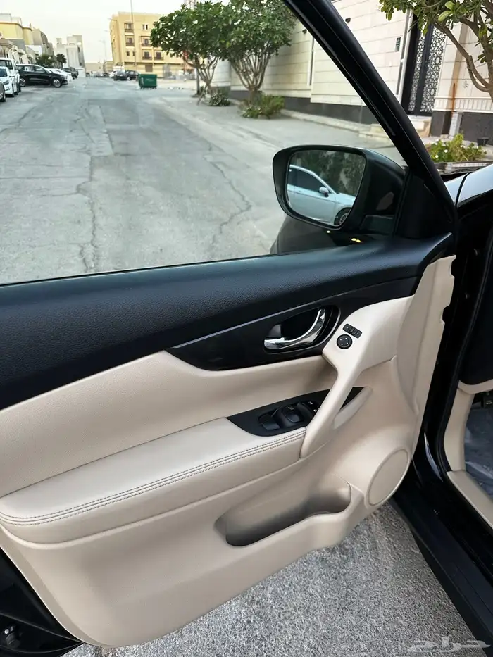 نيسان اكس تريل 2022 وكالة 12