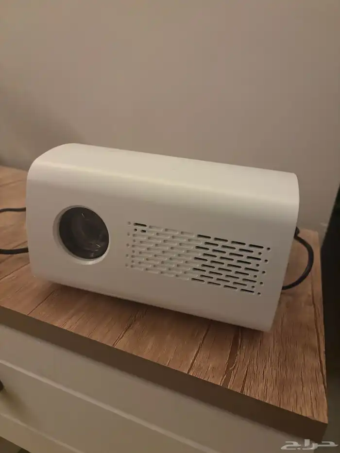 بروجكتر قمرة مع لوح عرض 120 بوصة 0