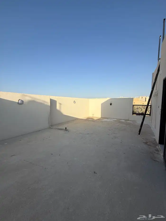 للبيع شقق ارضيه وشقق علويه ف حي المصيف بأسعار تبدأ من430الف 24