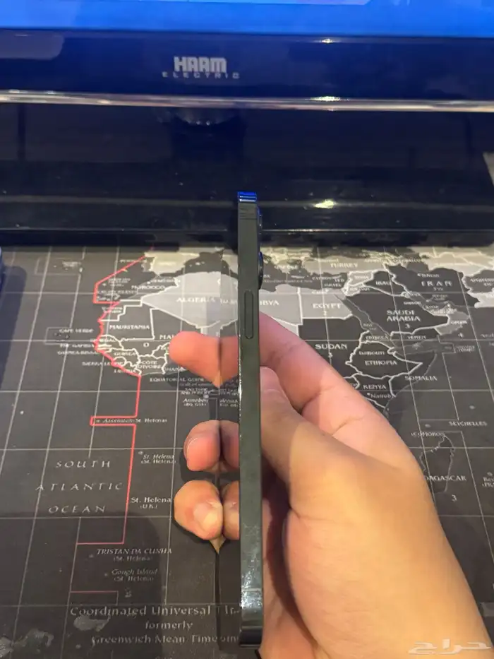 ايفون 12 برو ماكس 1