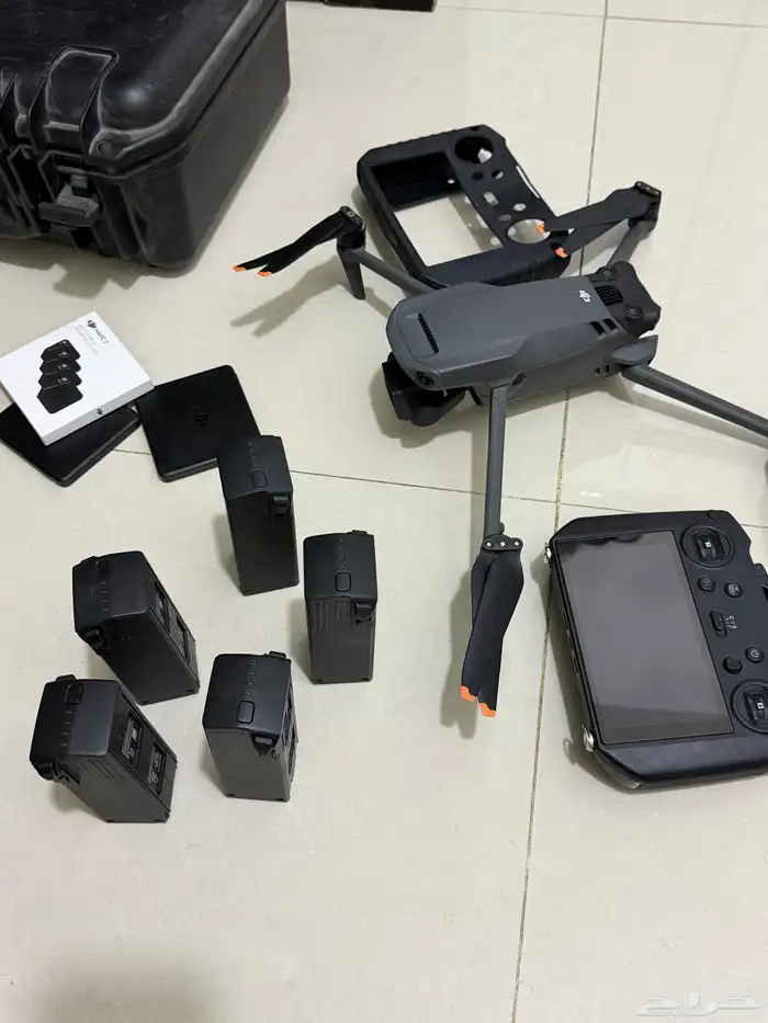 مافيك 3 درون dji 4