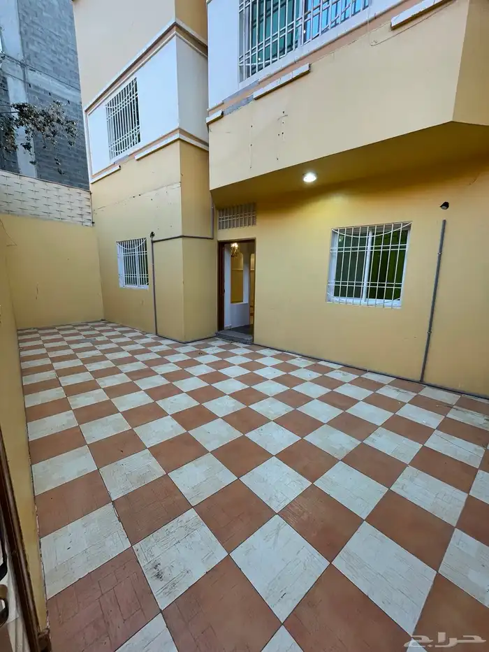 فيلا للايجار 4