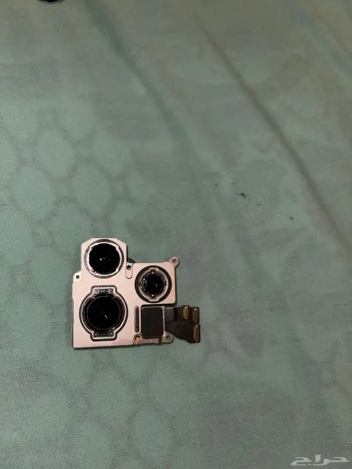 البيع كيمره ايفون 15برو اصلي وكاله 1